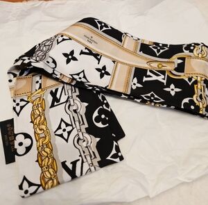 Authentic Louis Vuitton Monogram Confidential Bandeau/Scarf